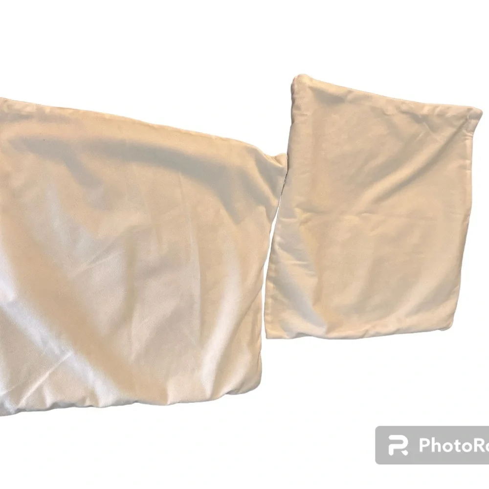 16 x 17 pillow covers. 🎉2 for 1 price🎉